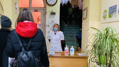 В школах Мукачівської громади відновили навчання В школах Мукачівської громади відновили навчання