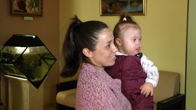 "Світло в тобі": в Миколаєві відкрилась виставка, присвячена дітям із синдромом Дауна "Світло в тобі": в Миколаєві відкрилась виставка, присвячена дітям із синдромом Дауна