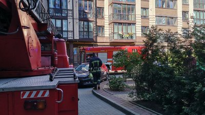 У Луцьку рятувальники гасили "умовну" пожежу в 12-типоверхівці