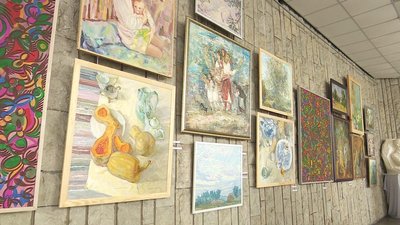 У Дніпрі відкрили виставку робіт художниць «Січеславські мисткині» (ВІДЕО)