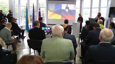 Посольство Словенії привезло у Житомир фотовиставку "Старіння. Суспільство для всіх"