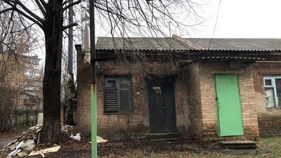 "Пліснявіють стіни": у гуртожитку УТОС у Полтаві без електрики немає опалення "Пліснявіють стіни": у гуртожитку УТОС у Полтаві без електрики немає опалення