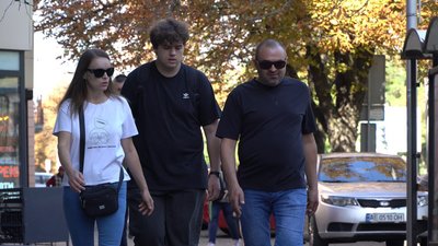 виїзд 18-22, люди, Дніпро