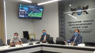 Мер Франківська вимагає покарати недобросовісних керівників комунального господарства