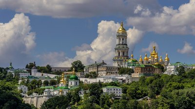 Києво-Печерська лавра просить Кабмін ліквідувати "аварійну ситуацію" в Ближніх печерах