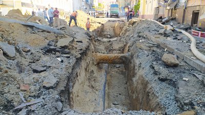 "Харківводоканал" планує замінити 30 м водоводу після удару РФ "Харківводоканал" планує замінити 30 м водоводу після удару РФ