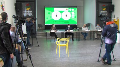 "Мільйон дерев за добу": на Запоріжжі висадили найбільше саджанців дерев заввишки 2-3 метри