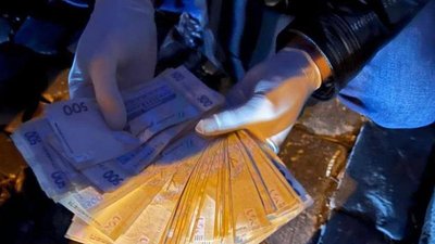 Мешканець Львівщини за 2100 доларів обіцяв переправити за кордон ухилянтів
