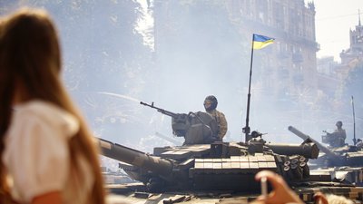 Військова техніка на параді. Що показали українцям та чим може захиститись армія ЗСУ