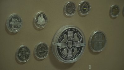 Монети, які замінили паперові гривні Монети, які замінили паперові гривні
