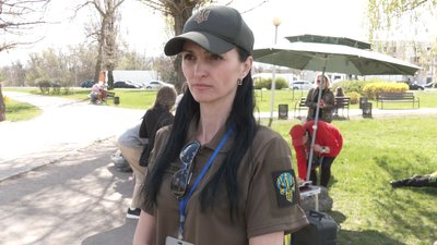 "Ми не маємо права кидати хлопців": у Запоріжжі відбувся благодійний ярмарок на підтримку Сил оборони "Ми не маємо права кидати хлопців": у Запоріжжі відбувся благодійний ярмарок на підтримку Сил оборони
