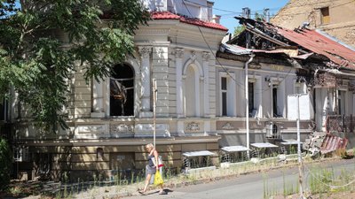 Херсон, обстріли, будинок, вулиця