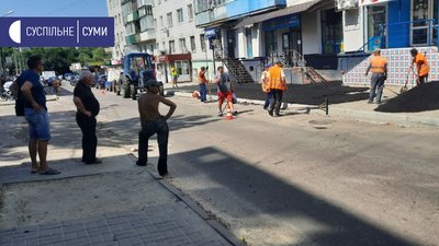 У Сумах завершують ремонт тротуарів на двох вулицях: де будуть наступні роботи У Сумах завершують ремонт тротуарів на двох вулицях: де будуть наступні роботи
