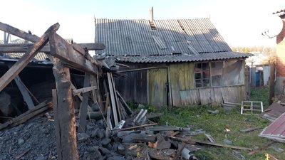 РФ обстріляла Вовчанськ на Харківщині: пошкоджені будинки, авто та об'єкти інфраструктури РФ обстріляла Вовчанськ на Харківщині: пошкоджені будинки, авто та об'єкти інфраструктури