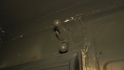 Бетонний блок, який перешкоджав гасити пожежу у Франківську, демонтують Бетонний блок, який перешкоджав гасити пожежу у Франківську, демонтують