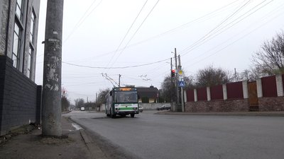 Житомир, тролейбус, електричні стовпи, електростовпи, 1 грудня 2025 року
