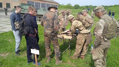 На Тернопільщині відбулися навчання з територіальної оборони На Тернопільщині відбулися навчання з територіальної оборони