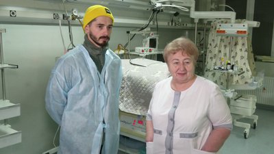 Волонтери передали лікарям Харківського перинатального центру реанімобіль для немовлят Волонтери передали лікарям Харківського перинатального центру реанімобіль для немовлят