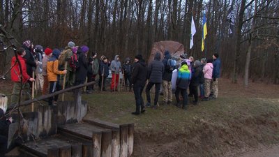 На Черкащині смолоскипною ходою вшанували отамана Холодноярської республіки Василя Чучупаку На Черкащині смолоскипною ходою вшанували отамана Холодноярської республіки Василя Чучупаку