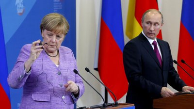 Меркель попросила Путіна вплинути на режим Лукашенка та ситуацію з мігрантами