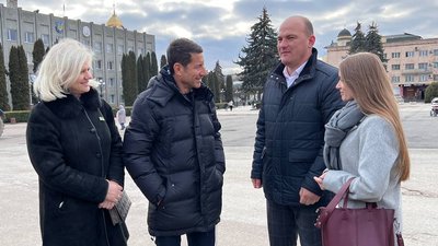 На Тернопільщину приїхав мер Канн та очільник міста Каушани На Тернопільщину приїхав мер Канн та очільник міста Каушани