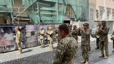 У Львові попрощалися з тероборонівцем Юрієм Брухалем У Львові попрощалися з тероборонівцем Юрієм Брухалем