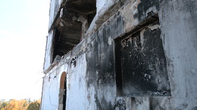 "Це могильник": минуло пів року після ракетного удару по багатоповерхівці на Черкащині "Це могильник": минуло пів року після ракетного удару по багатоповерхівці на Черкащині