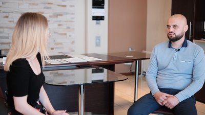 Вручення повісток, заробіток ринку та виїзд підприємців закордон: інтерв'ю з керівником Калинівського ринку в Чернівцях