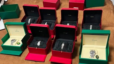 Годинники Cartier та Rolex