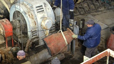 У Житомирі нечистоти продовжують текти у Тетерів – поломку на водоканалі мають усунути до кінця доби