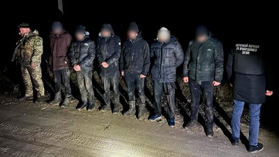 На Вінниччині затримали шістьох чоловіків, які намагалися перетнути державний кордон