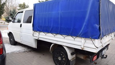 З Черкащини на передову відправили ще чотири автомобілі З Черкащини на передову відправили ще чотири автомобілі