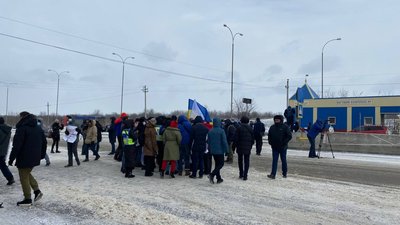 Під Одесою моряки вийшли на мітинг: на них склали адмінпротокол за порушення правил карантину