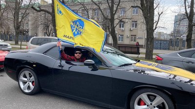 "Не мовчи. Полон вбиває". Рідні військовополонених у Черкасах організували автопробіг "Не мовчи. Полон вбиває". Рідні військовополонених у Черкасах організували автопробіг