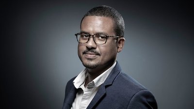 Французький письменник Девід Діоп отримав Букерівську премію Французький письменник Девід Діоп отримав Букерівську премію