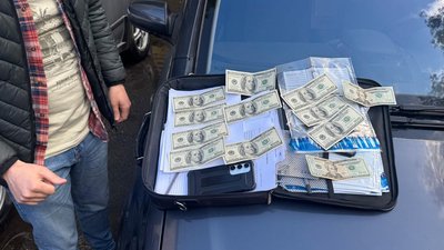 Посадовець, ДПСУ, затримання, суд, торгівля конфіденційною інформацією, Франківщина