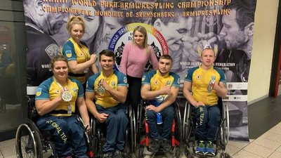 "Гідні супротивники" — Микола Педоренко з Сум про перемоги на чемпіонаті світу з пара-армреслінгу "Гідні супротивники" — Микола Педоренко з Сум про перемоги на чемпіонаті світу з пара-армреслінгу