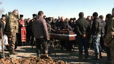 "Він був справжнім другом". В Івано-Франківську попрощалися із загиблим бійцем Володимиром Ємельяновим