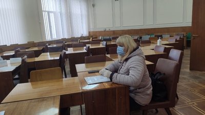 На Тернопільщині протоколи з виборчих дільниць приймають вже другу добу