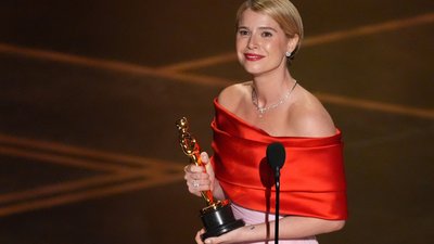 Обійшлося без сюрпризів: Джессі Баклі отримала свій перший "Оскар" за найкращу жіночу роль