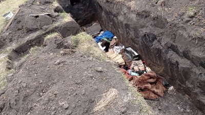Спали сидячи й топили сніг. Жителі села Стеблянки на Сумщині розповіли, як пережили окупацію Спали сидячи й топили сніг. Жителі села Стеблянки на Сумщині розповіли, як пережили окупацію