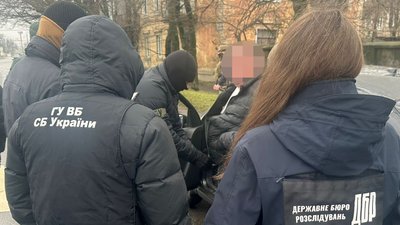 Виїхати у Молдову за гроші