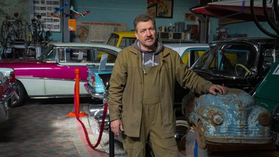 Відремонтують та дозволять кататися дітям. У музеї Дніпра з'явилась 60-річна автівка з Костянтинівки Відремонтують та дозволять кататися дітям. У музеї Дніпра з'явилась 60-річна автівка з Костянтинівки