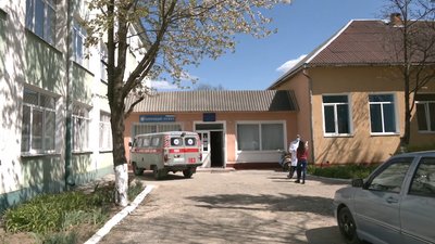 Частина прикарпатських лікарень мусить переукласти угоди з НСЗУ до кінця року