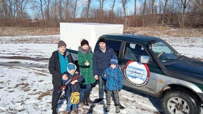 Родина з Луганщини створює україномовний контент у Хмельницькому Родина з Луганщини створює україномовний контент у Хмельницькому