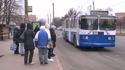 Працівники на простої: черкаський тролейбусний парк зазнає збитків