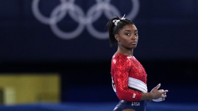 Олімпійська чемпіонка знялася з фіналу багатоборства спортивної гімнастики на Олімпіаді-2020