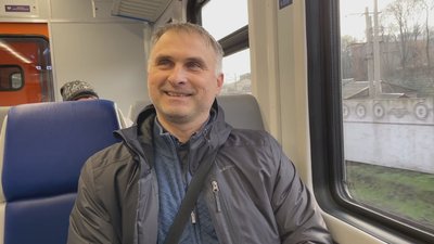 У Дніпрі представили оновлений електропоїзд Dnipro City Express, що курсуватиме до Кам'янського У Дніпрі представили оновлений електропоїзд Dnipro City Express, що курсуватиме до Кам'янського