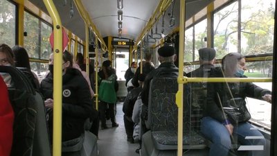 Пільги у Херсоні: у тролейбусах - скасовано, у маршрутках - частково