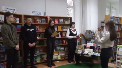 У тернопільській обласній бібліотеці зібрали допомогу для пенсіонерів У тернопільській обласній бібліотеці зібрали допомогу для пенсіонерів